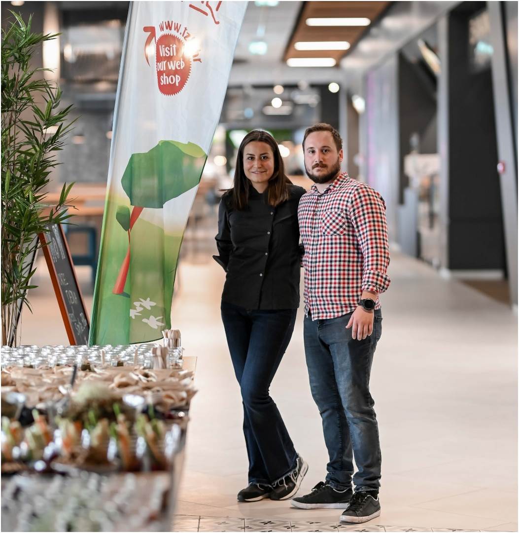 panel #dasamprijeznala Story Pink