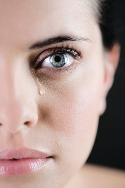 žena suze