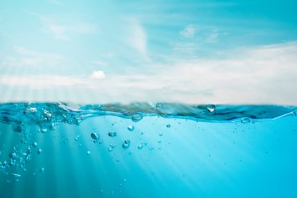 Kako morska voda čisti auru