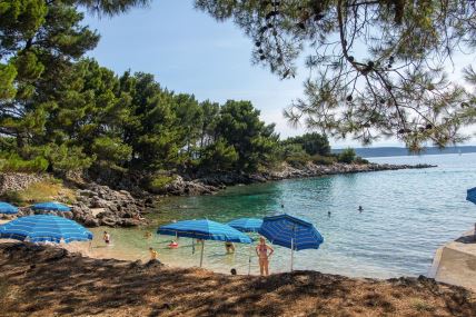 plaža galboka lošinj.jpg