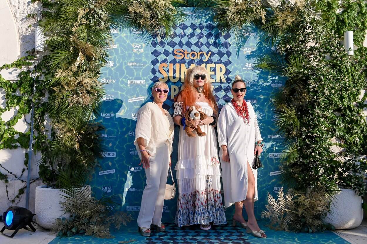 STORY SUMMER PARTY OKUPIO BROJNE ZVIJEZDE: Poznate dame očarale modnim izdanjima na bajkovitoj lokaciji