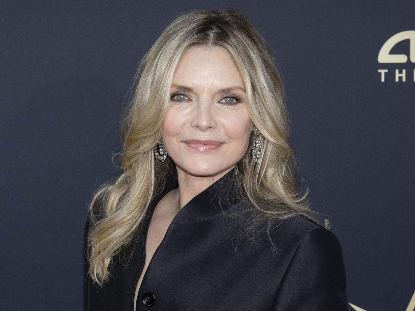 Michelle Pfeiffer.jpg