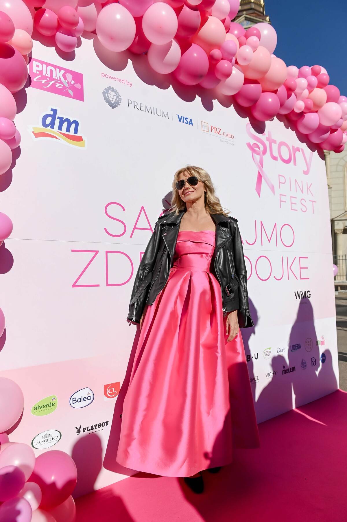 Pink modna pista u srcu Zagreba: Kreacije domaćih dizajnera nosile su junakinje Udruge P.I.N.K. life i poznate osobe