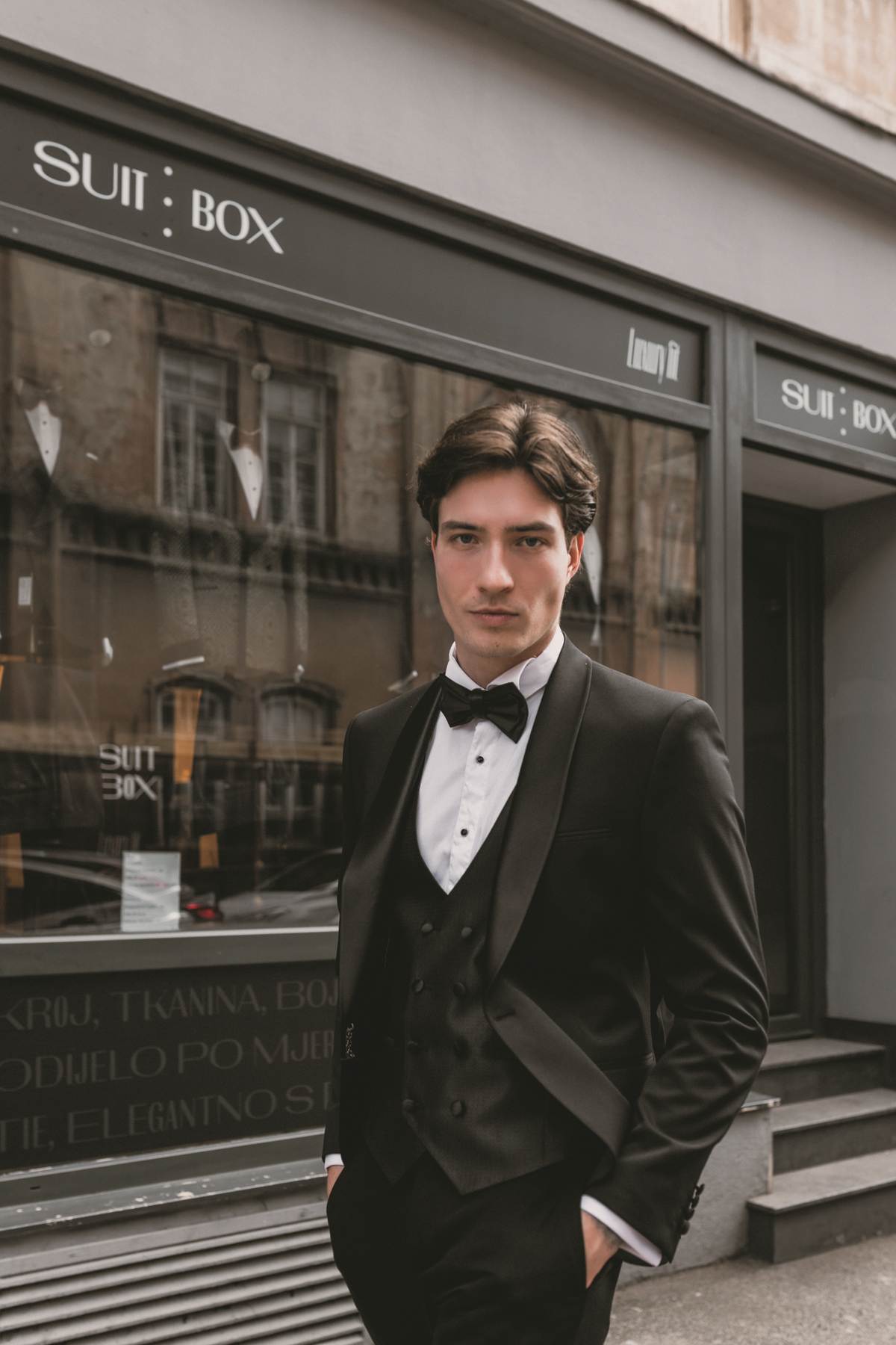 Vrijeme je za obnovu garderobe Pronađite savršene modne ulove na velikim popustima!