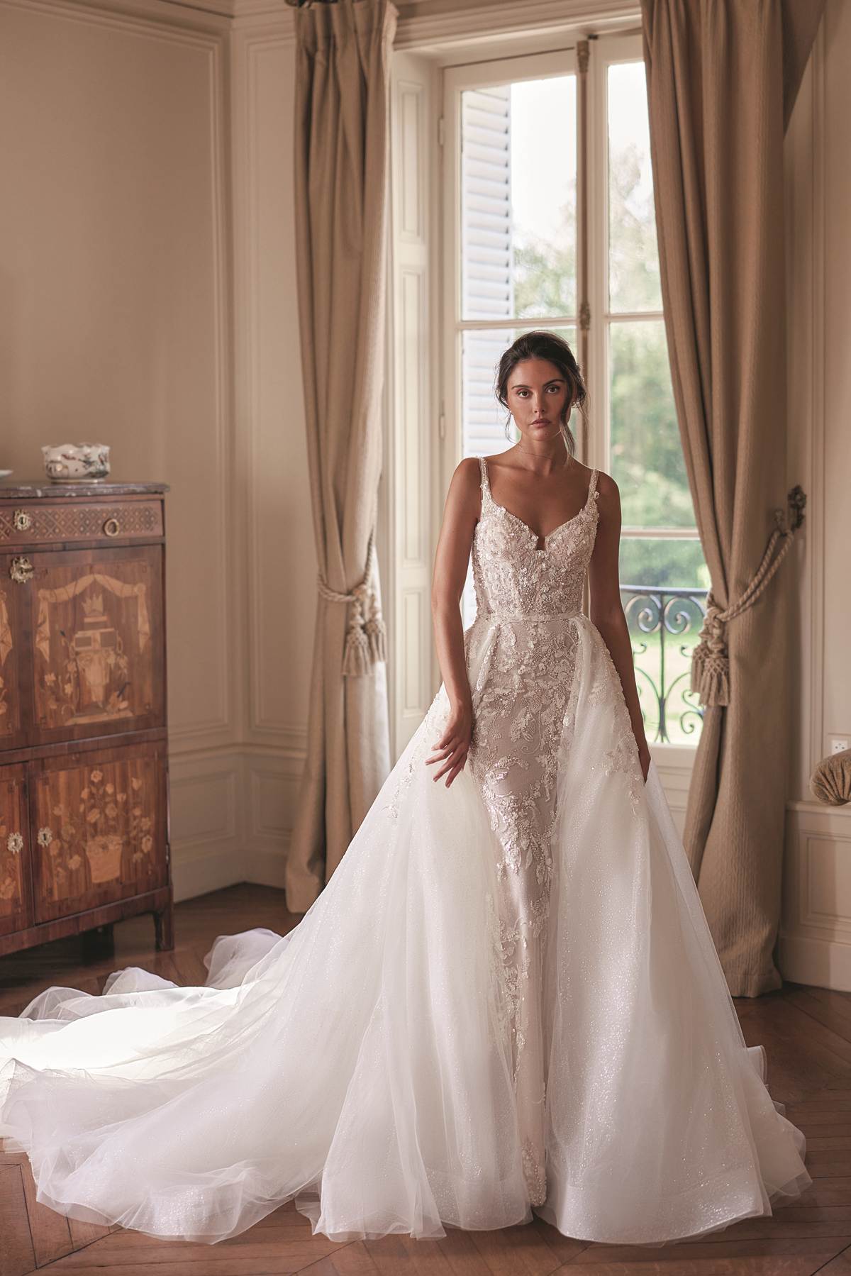 Vrijeme je za obnovu garderobe Pronađite savršene modne ulove na velikim popustima!