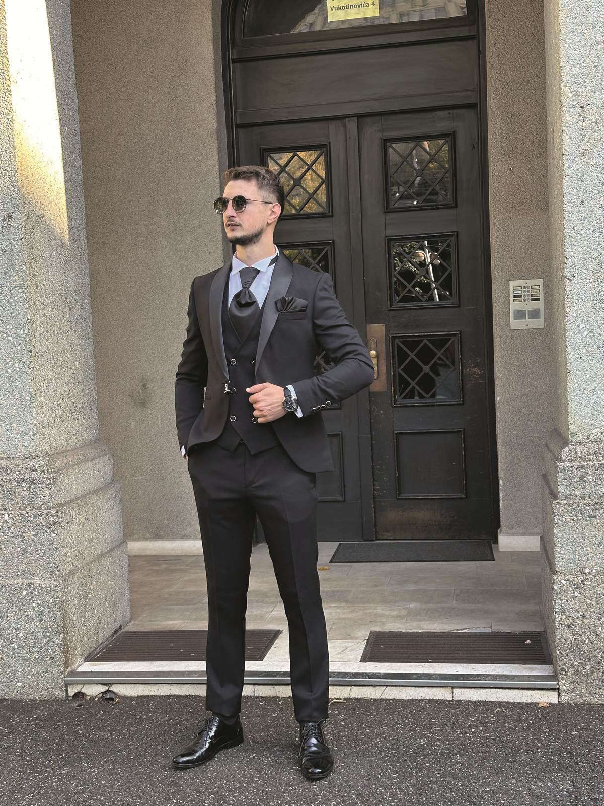 Vrijeme je za obnovu garderobe Pronađite savršene modne ulove na velikim popustima!