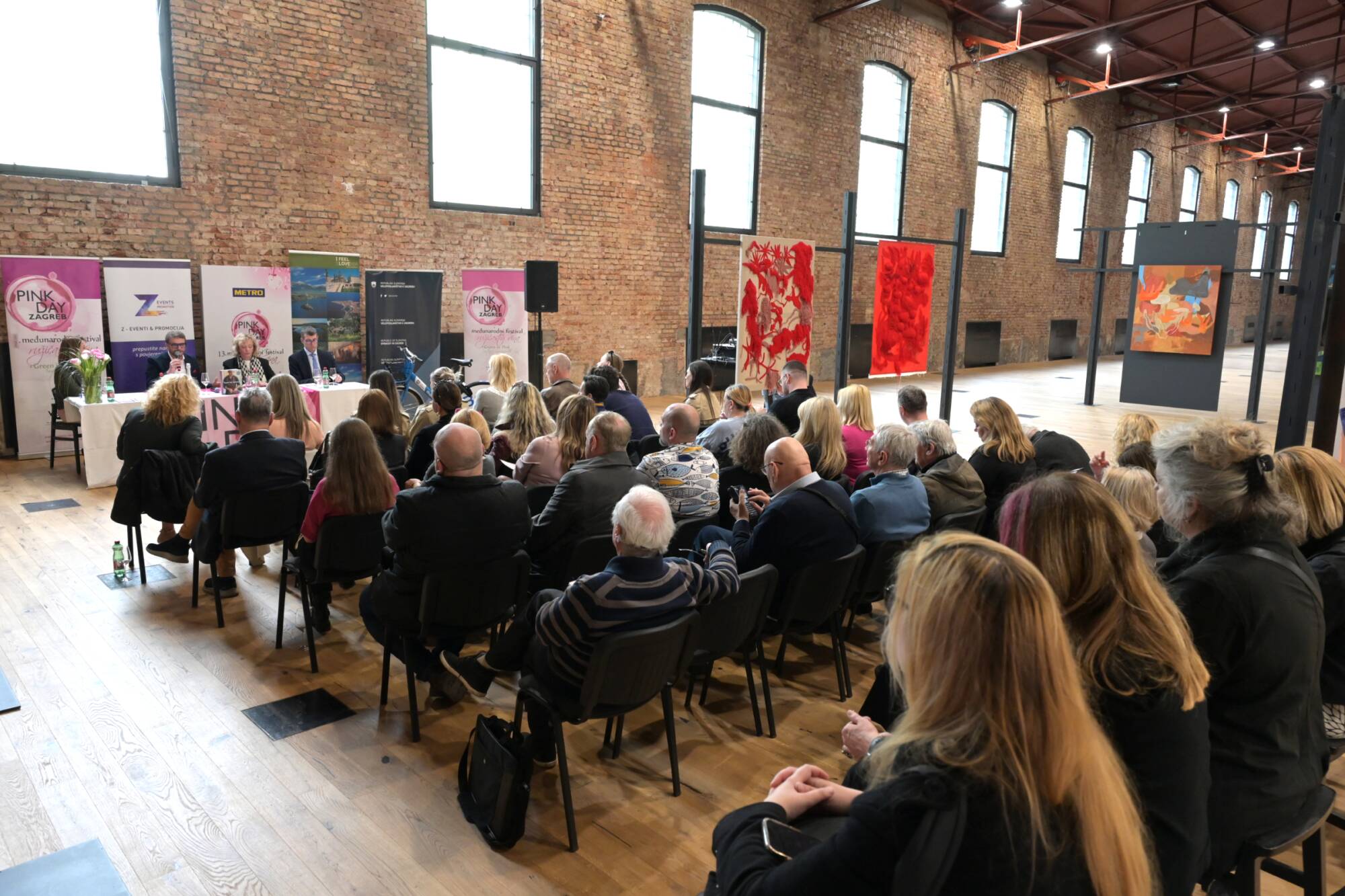 Na konferenciji za medije u Laubi najavljen program 13 Pink day Zagreb festivala