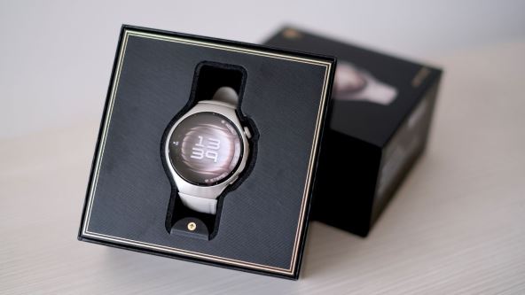Watch 5 White 3.JPG