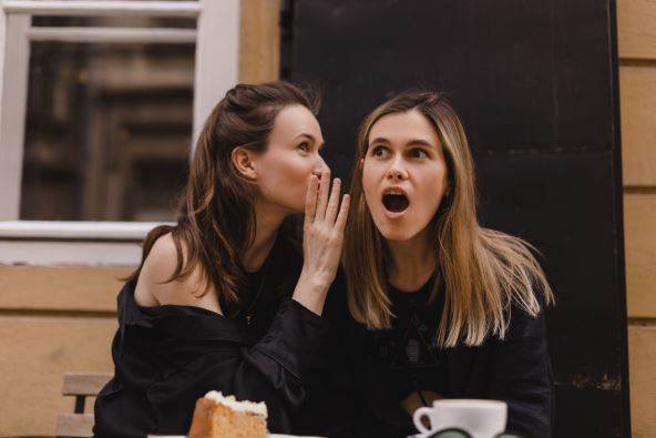 Ogovaranje tračanje