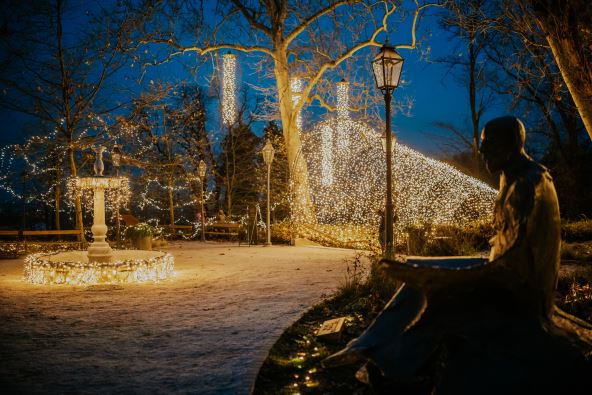 Zimski nokturno u parku Grič 