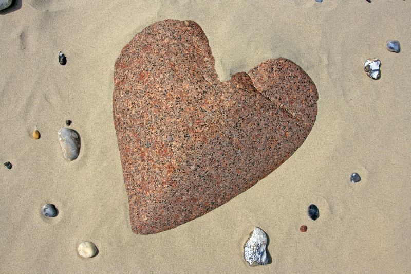 srce, plaža, kamen