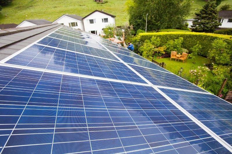 solarni sistem na krovu kuće
