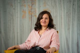 gordana 01 25 na stolici.jpeg